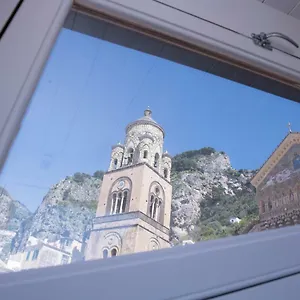 zia-pupetta-suites.hotels-amalfi.com/